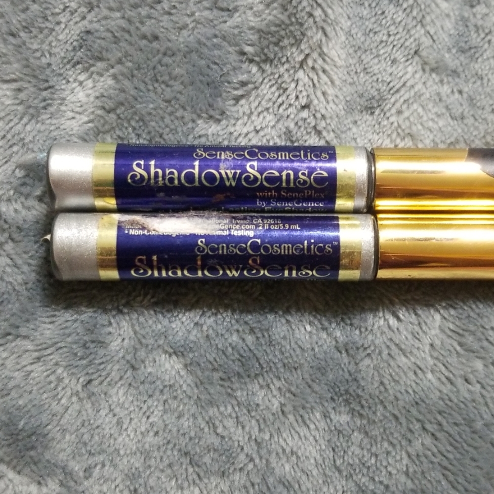 Senegence eyeshadow silver shine